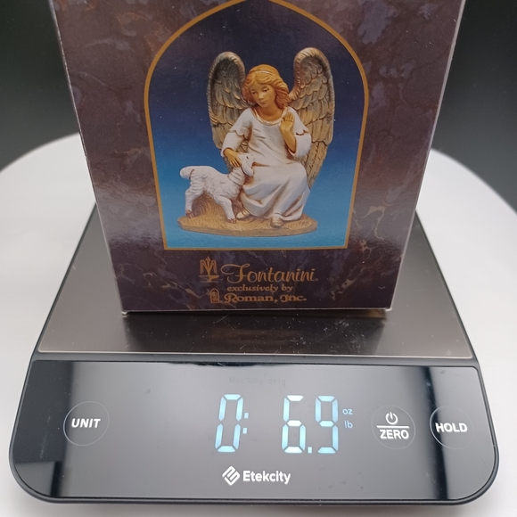 Fontanini Olivia Angel & Little Lamb Figurine - Picture 8 of 9